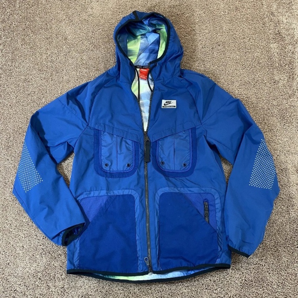 NIKE INTERNATIONAL HYPERFUSE WINDRUNNER MENS JACKET
